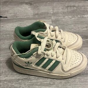 Adidas Kids Sneakers in White and Green